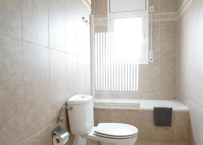 Spacious, Good Located In Sant Pere Pescador, Nautic Palmera