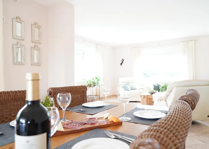 Spacious, Good Located In Sant Pere Pescador, Nautic Palmera Villa