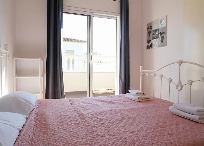 Villa Spacious, Good Located In Sant Pere Pescador, Nautic Palmera