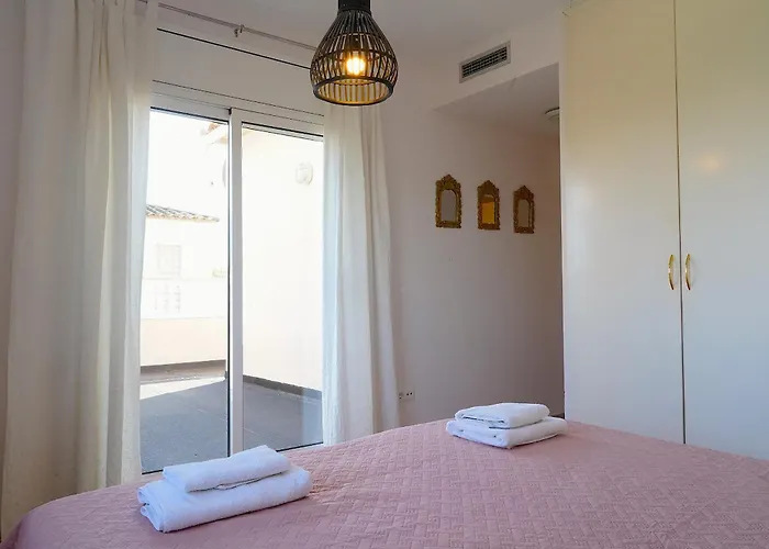 Spacious, Good Located In Sant Pere Pescador, Nautic Palmera * San Pedro Pescador