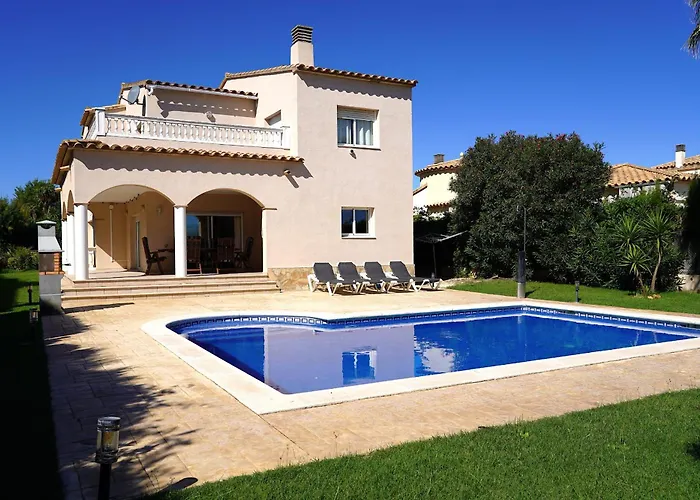Spacious, Good Located In Sant Pere Pescador, Nautic Palmera Villa San Pedro Pescador