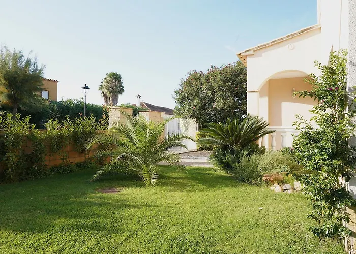 Spacious, Good Located In Sant Pere Pescador, Nautic Palmera Villa *